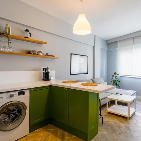 Central And Cozy Apartment Near Beach In Muratpasa, Antalya Daire Antalya